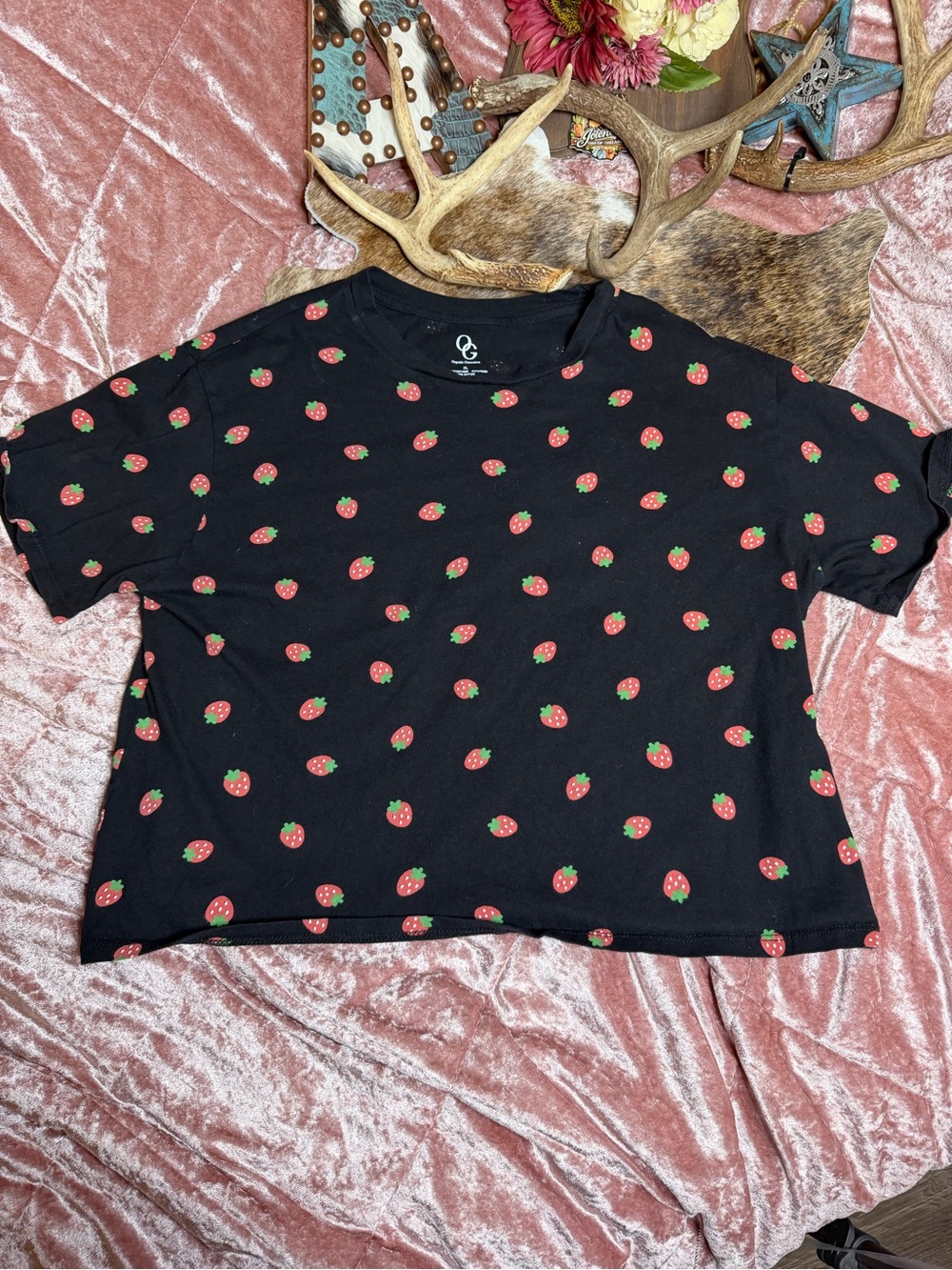 Organic Generation Strawberry Print Crop Top XL Black Cotton